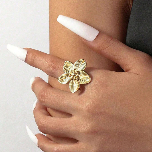 New Trendy 18K Gold-plated Flowers Ring For Women Stylish Vintage